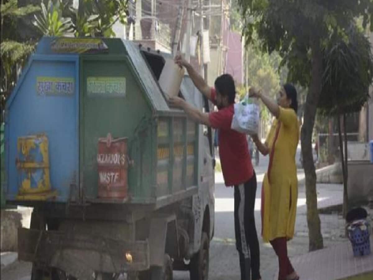गाजियाबाद में इन 30 नए क्षेत्रों से कूड़ा शुल्क वसूलेगा नगर निगम, ये है प्लान गाजियाबाद में इन 30 नए क्षेत्रों से कूड़ा शुल्क वसूलेगा नगर निगम, ये है प्लान