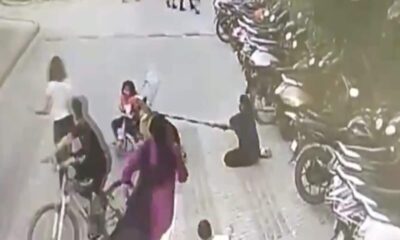 ghaziabad viral video news six year old girl bitten by german shepherd during riding her cycle – गाजियाबाद में खेल रही बच्ची पर जर्मन शेफर्ड कुत्ते का अटैक, मां की मुस्तैदी से बची जान