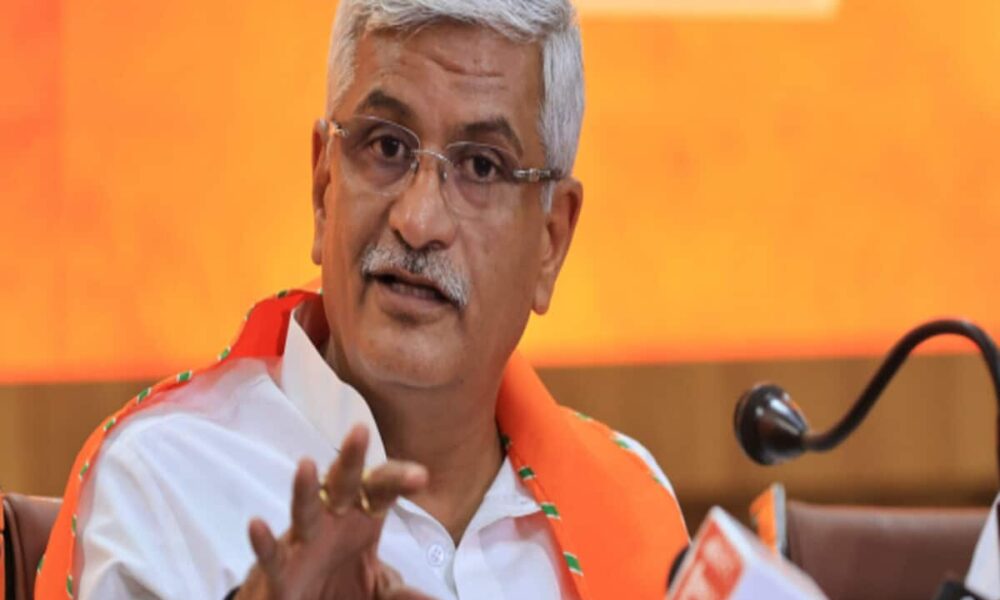Lok Sabha elections: Union Minister Gajendra Singh Shekhawat targeted his own people who supported Congress – Lok Sabha elections: अपने लोग ही मेरे मुंह पर कालिख पोतने में लगे हैं, बोले