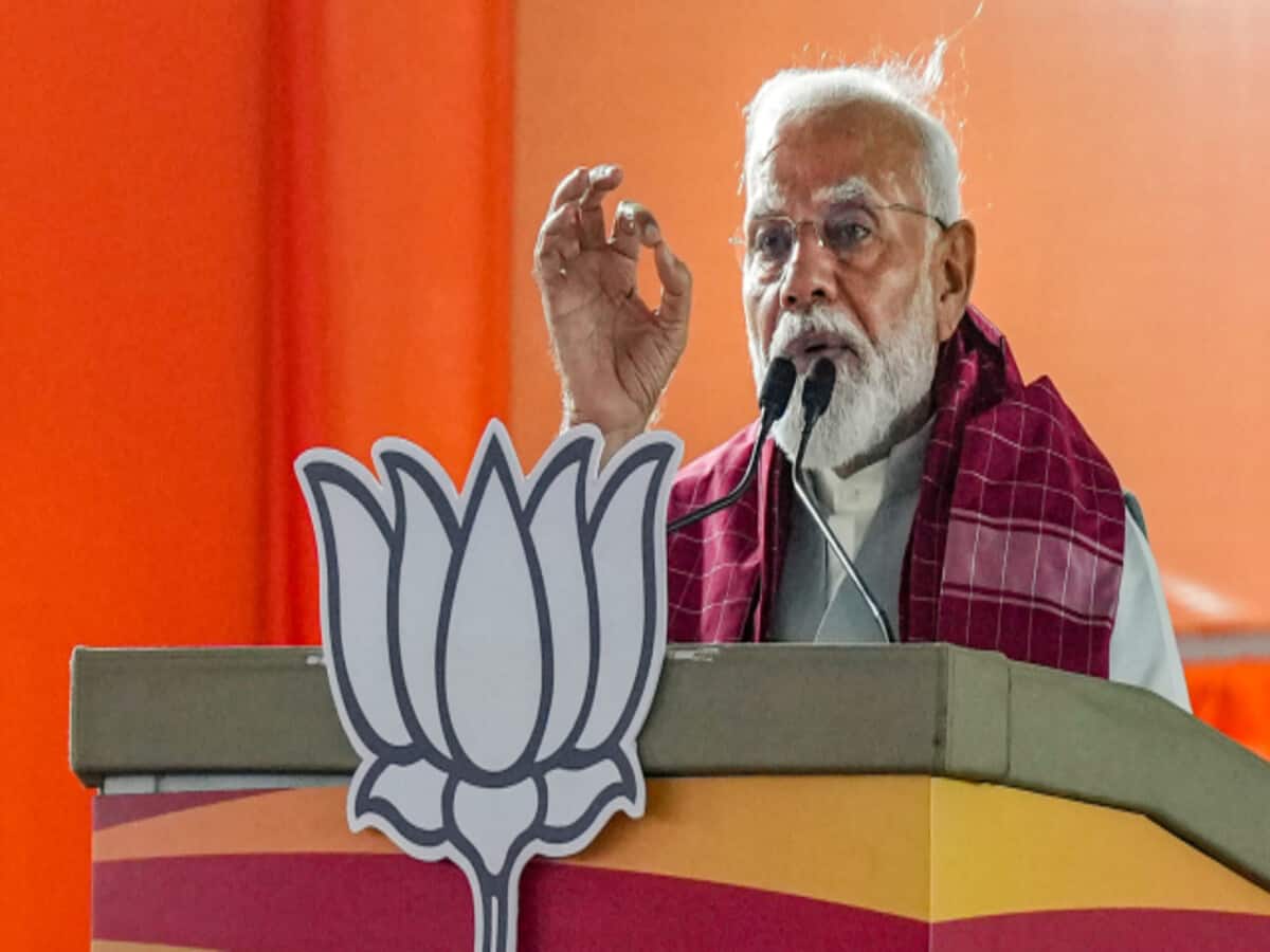 छत्तीसगढ़ में 2 दिन रहेंगे पीएम मोदी, जांजगीर-चंपा, धमतरी और अंबिकापुर में बड़ी सभा, राजभवन में गुजारेंगे रात छत्तीसगढ़ में 2 दिन रहेंगे पीएम मोदी, जांजगीर-चंपा, धमतरी और अंबिकापुर में बड़ी सभा, राजभवन में गुजारेंगे रात