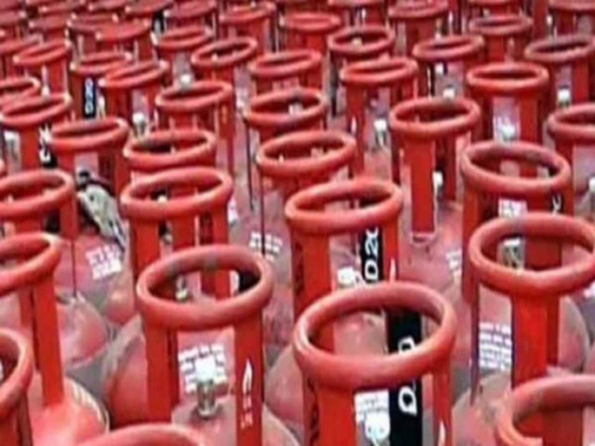 घरेलू एलपीजी गैस कनेक्शन है तो जल्द कर लें यह काम नहीं हो होगी टेंशन, ई-केवाईसी हो गई है जरूरी घरेलू एलपीजी गैस कनेक्शन है तो जल्द कर लें यह काम नहीं हो होगी टेंशन, ई-केवाईसी हो गई है जरूरी