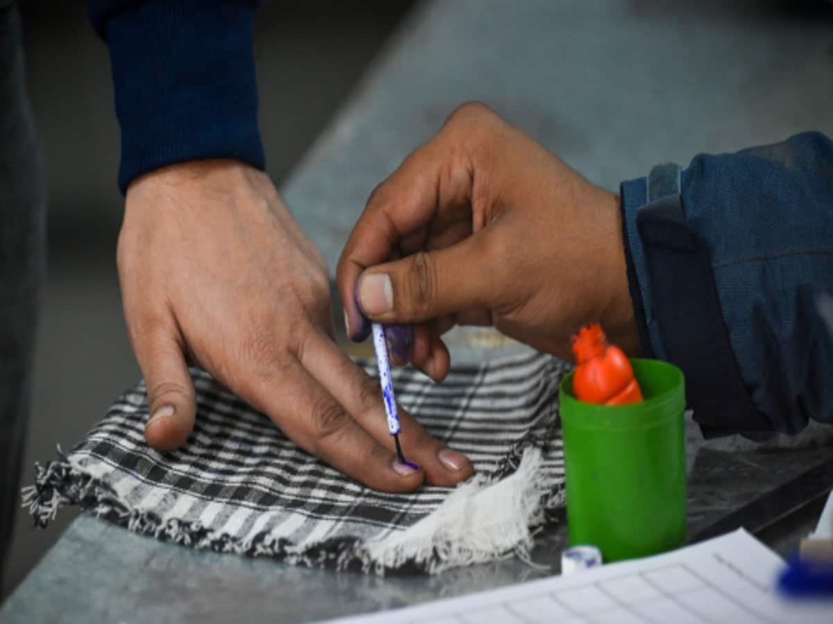 नए युवा वोटर 20 फीसदी तक अधिक बढ़े नए , इस लोकसभा सीट में ज्यादा मतदाता नए युवा वोटर 20 फीसदी तक अधिक बढ़े नए , इस लोकसभा सीट में ज्यादा मतदाता