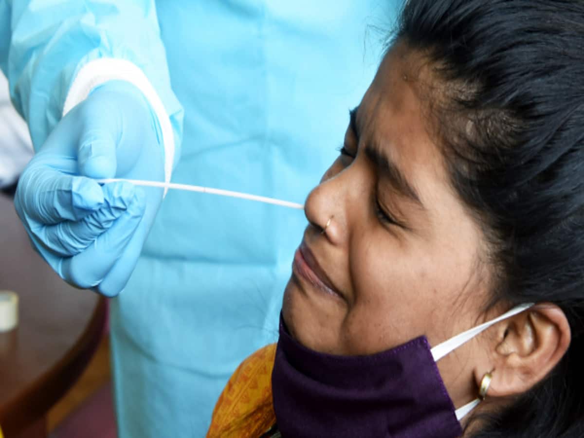 मध्य प्रदेश में चुनाव ड्यूटी से बचने के लिए कोरोना का सहारा, निर्वाचन विभाग सख्त, ऐक्शन की तैयारी मध्य प्रदेश में चुनाव ड्यूटी से बचने के लिए कोरोना का सहारा, निर्वाचन विभाग सख्त, ऐक्शन की तैयारी