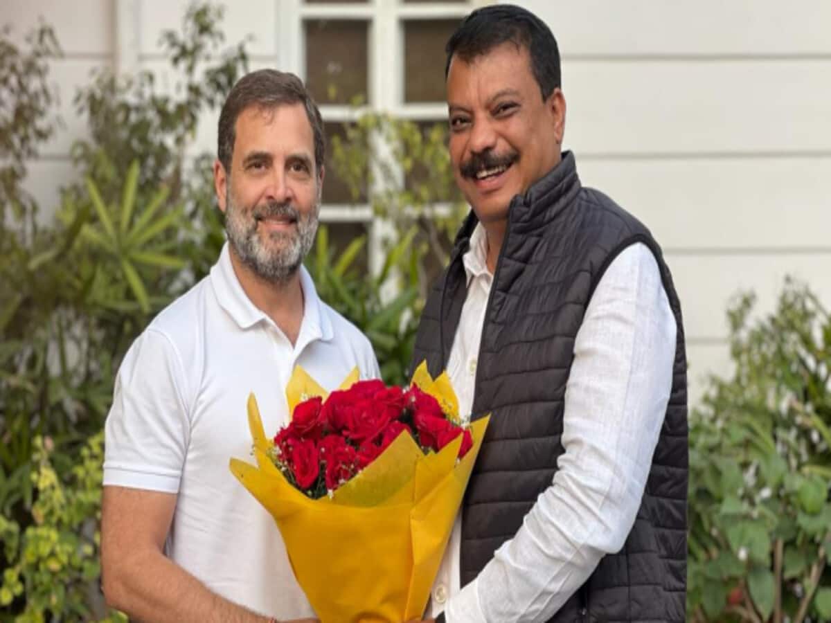 मध्य प्रदेश के नेता प्रतिपक्ष उमंग सिंघार के निर्वाचन को हाईकोर्ट में चुनौती, तीन शादियों समेत इन आरोपों को लेकर घेरा मध्य प्रदेश के नेता प्रतिपक्ष उमंग सिंघार के निर्वाचन को हाईकोर्ट में चुनौती, तीन शादियों समेत इन आरोपों को लेकर घेरा