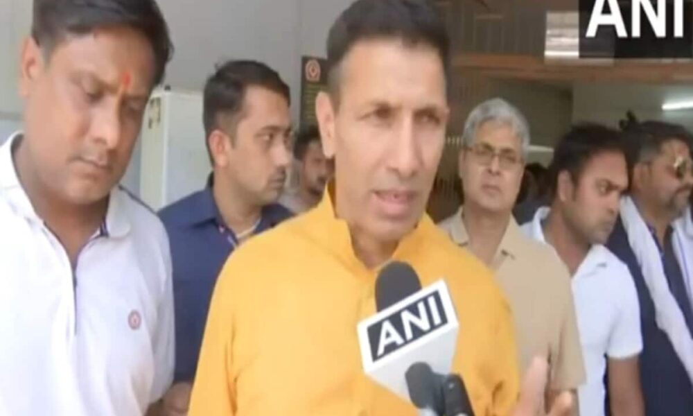 MP: मंत्री के बेटे ने की मारपीट, वीडियो दिखा कांग्रेस ने कर दी यह मांग; क्या बोले जीतू पटवारी