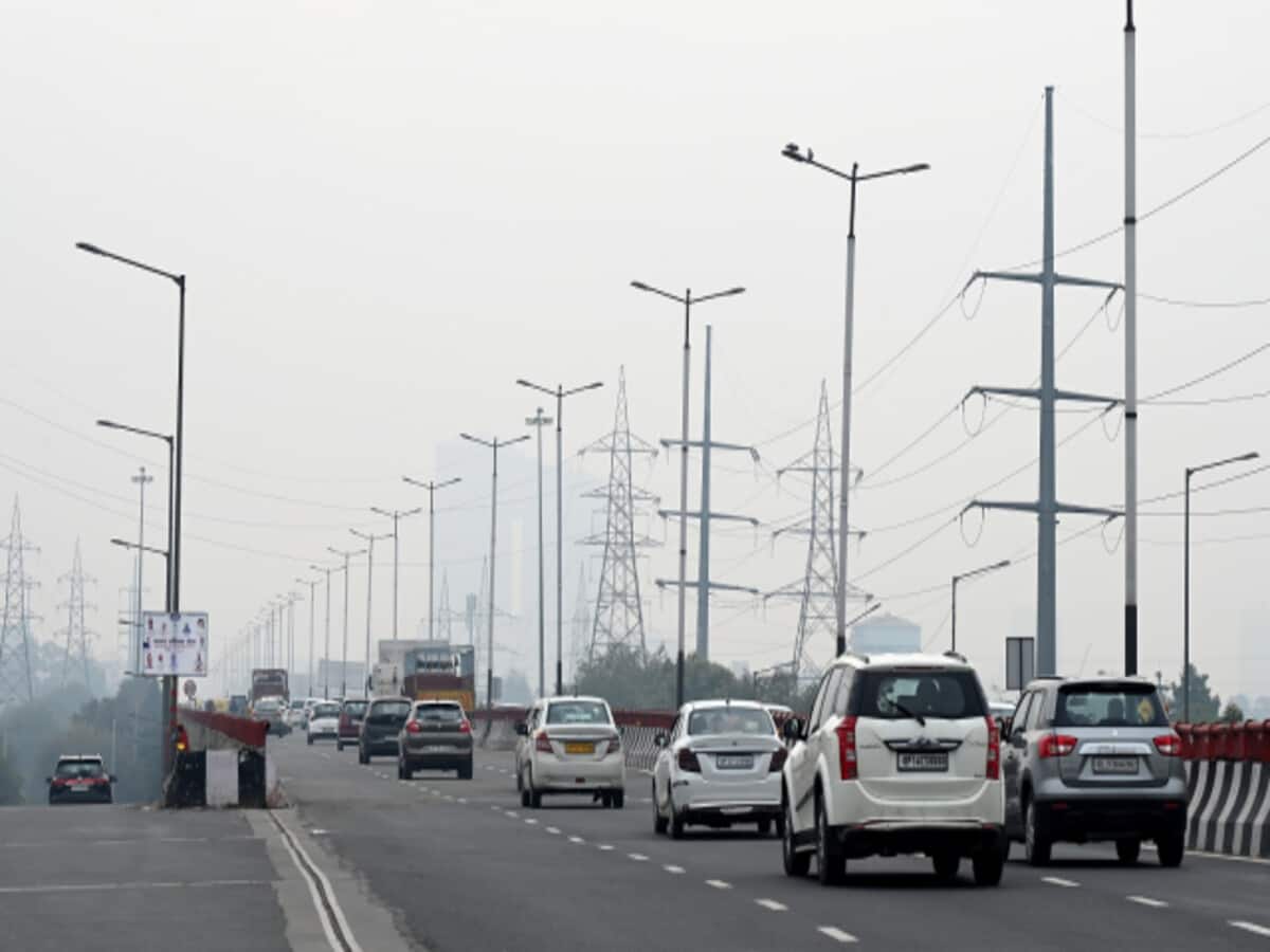 नोएडा में आज से बंद होगा एलिवेटेड रोड, 3 महीने तक चलेगा मरम्मत का काम; जाम से बचने को देखें नया रूट प्लान नोएडा में आज से बंद होगा एलिवेटेड रोड, 3 महीने तक चलेगा मरम्मत का काम; जाम से बचने को देखें नया रूट प्लान
