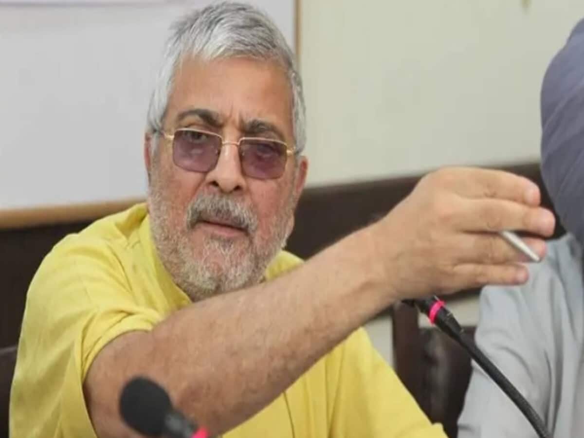 आज कांग्रेस में शामिल होंगे पूर्व AAP सांसद धर्मवीर गांधी, इस सीट से उतारने की चर्चा आज कांग्रेस में शामिल होंगे पूर्व AAP सांसद धर्मवीर गांधी, इस सीट से उतारने की चर्चा