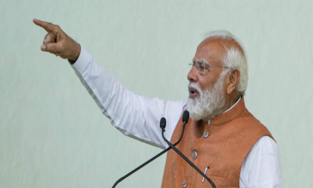 आतंक की सप्लाई करने वाले आज आटे के लिए संघर्ष कर रहे, PM मोदी ने पाकिस्तान को घेरा