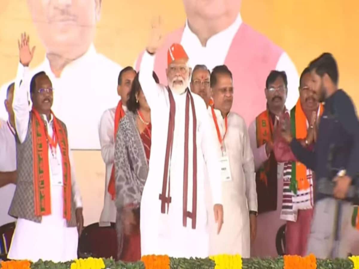 PM Modi said Congress has an evil eye on your income and farms these people will take tax on your parents property – पीएम मोदी बोले PM Modi said Congress has an evil eye on your income and farms these people will take tax on your parents property – पीएम मोदी बोले