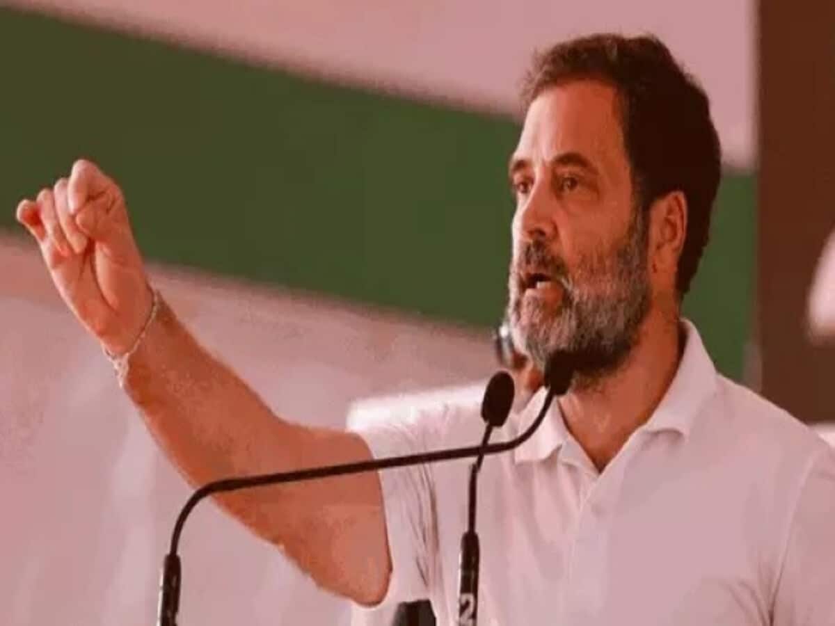 Rahul Gandhi said in Bastar Congress will eliminate poverty from the country in one stroke contract system in jobs will end Rahul Gandhi said in Bastar Congress will eliminate poverty from the country in one stroke contract system in jobs will end