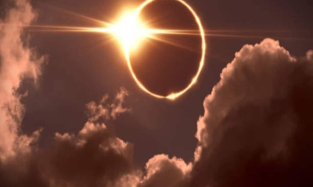Solar eclipse 8 April 2024 how avoid side effects