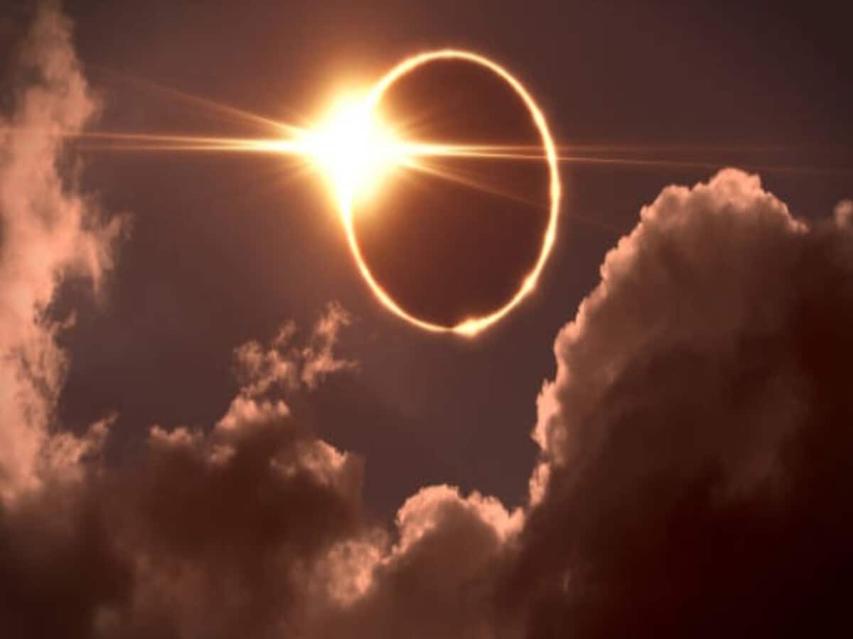 Solar eclipse 8 April 2024 how avoid side effects Solar eclipse 8 April 2024 how avoid side effects