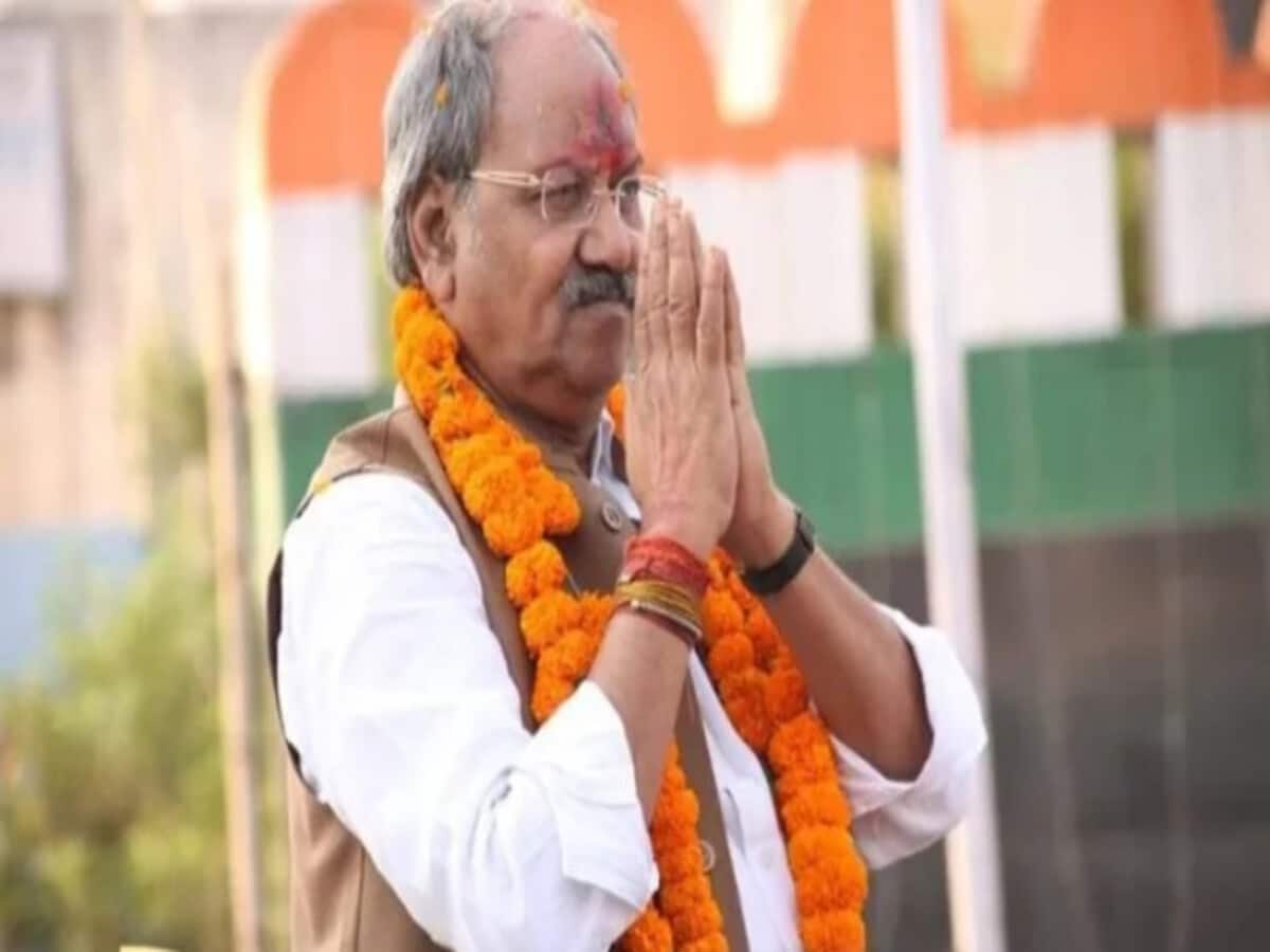 रायपुर में भाजपा का आज बड़ा शक्ति प्रदर्शन, बृजमोहन भरेंगे नामांकन, सीएम सहित पूरा मंत्रीमंडल होगा शामिल रायपुर में भाजपा का आज बड़ा शक्ति प्रदर्शन, बृजमोहन भरेंगे नामांकन, सीएम सहित पूरा मंत्रीमंडल होगा शामिल