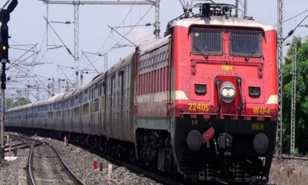 बरेली होकर जाएगी काठगोदाम-मुंबई सेंट्रल समर स्पेशल, गुवाहटी के लिए ये ट्रेन