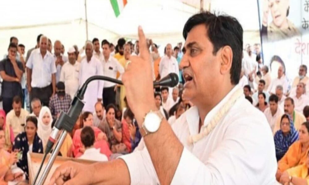 शेखावाटी यूनिवर्सिटी में असिस्टेंट प्रोफेसर भर्ती परीक्षा का पेपर? गोविंद सिंह डोटासरा ने लगाए आरोप