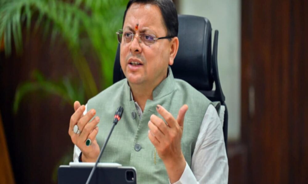 सरकारी कर्मचारियों-पेंशनरों के लिए सामने आई बुरी खबर, धामी सरकार ने वरिष्ठता पर लिया यह फैसला