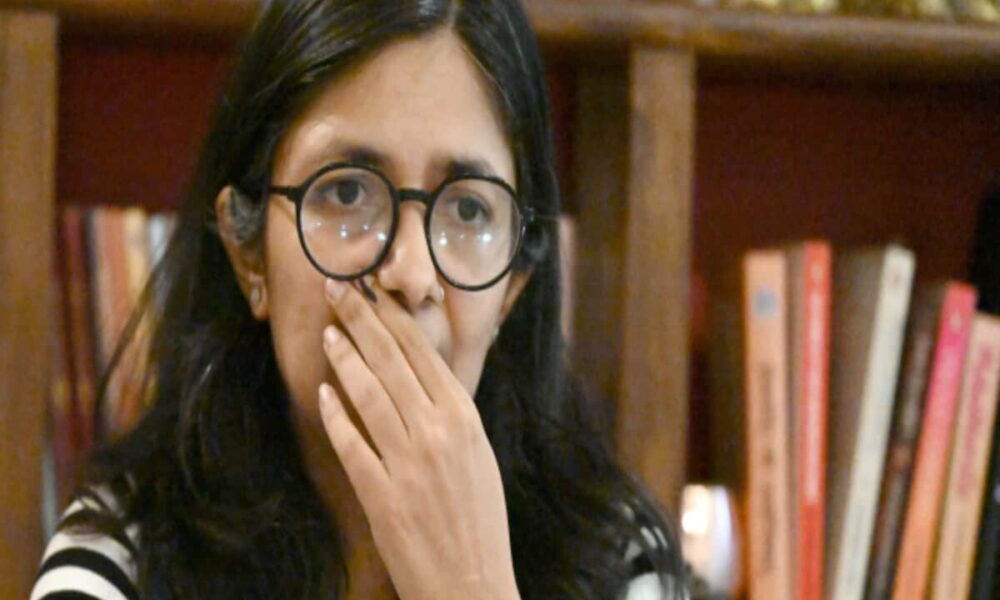मैं अब कुछ नहीं हूं, प्लीज न्याय दे दीजिए; भावुक होकर दिल्ली HC से मालीवाल ने ऐसा क्यों कहा