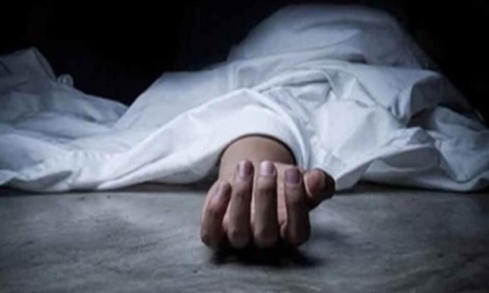 पुलिस के खौफ से भागा आरोपी कुएं में गिरा, बचाने के बजाए भागे निकले सिपाही, युवक की मौत