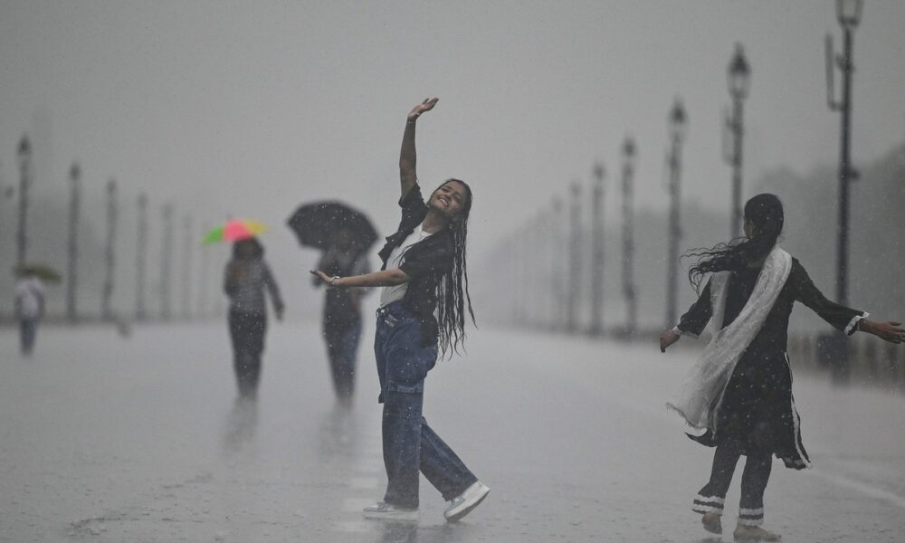 दिल्ली में साल का सबसे ‘अच्छा’ AQI, पड़ती रहेंगी फुहारें या मौसम होगा साफ, 20 सितंबर तक का हाल