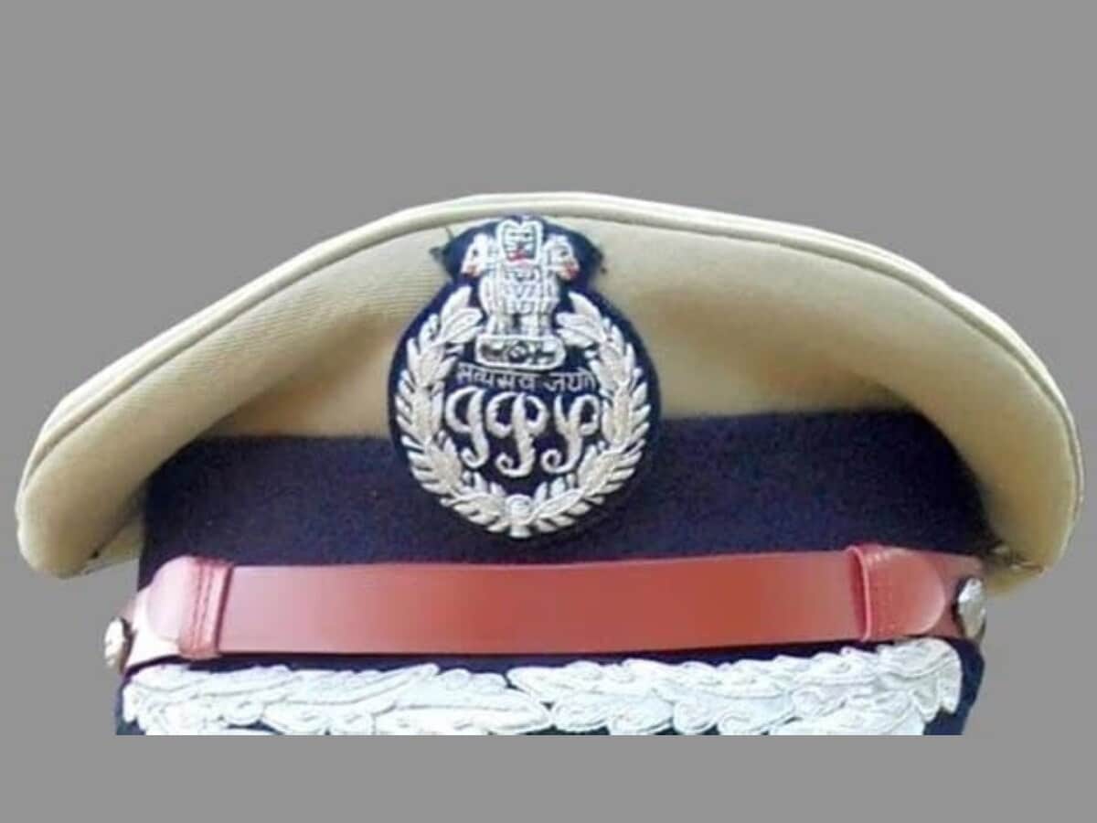 हिंसा व हिरासत में मौत के बाद एक्शन में छत्तीसगढ़ सरकार, कबीरधाम के कलेक्टर व एसपी को हटाया हिंसा व हिरासत में मौत के बाद एक्शन में छत्तीसगढ़ सरकार, कबीरधाम के कलेक्टर व एसपी को हटाया