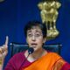 दिल्ली की सड़कें दिवाली से पहले होंगी गड्ढा मुक्त; CM आतिशी का ऐलान, मंत्री-विधायक तैयार करेंगे रिपोर्ट