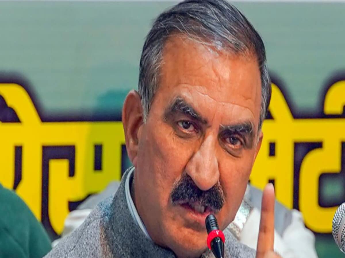 हिमाचल के ग्रामीण क्षेत्रों में 50,000 रुपये से अधिक वार्षिक आय वालों को नहीं मिलेगा मुफ्त पानी हिमाचल के ग्रामीण क्षेत्रों में 50,000 रुपये से अधिक वार्षिक आय वालों को नहीं मिलेगा मुफ्त पानी