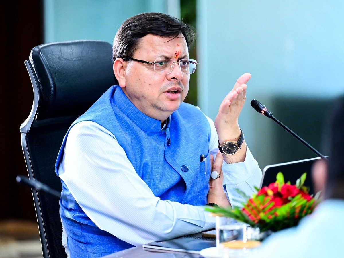 उत्तराखंड में UCC लागू करने की बताई फाइनल डेट, डेमोग्राफिक बदलाव पर भी सख्ती से बोले सीएम धामी उत्तराखंड में UCC लागू करने की बताई फाइनल डेट, डेमोग्राफिक बदलाव पर भी सख्ती से बोले सीएम धामी