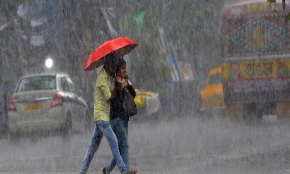 ताजनगरी में आज से बिगड़ सकता है मौसम, अंधड़ के साथ बारिश के आसार, उत्तर प्रदेश न्यूज़