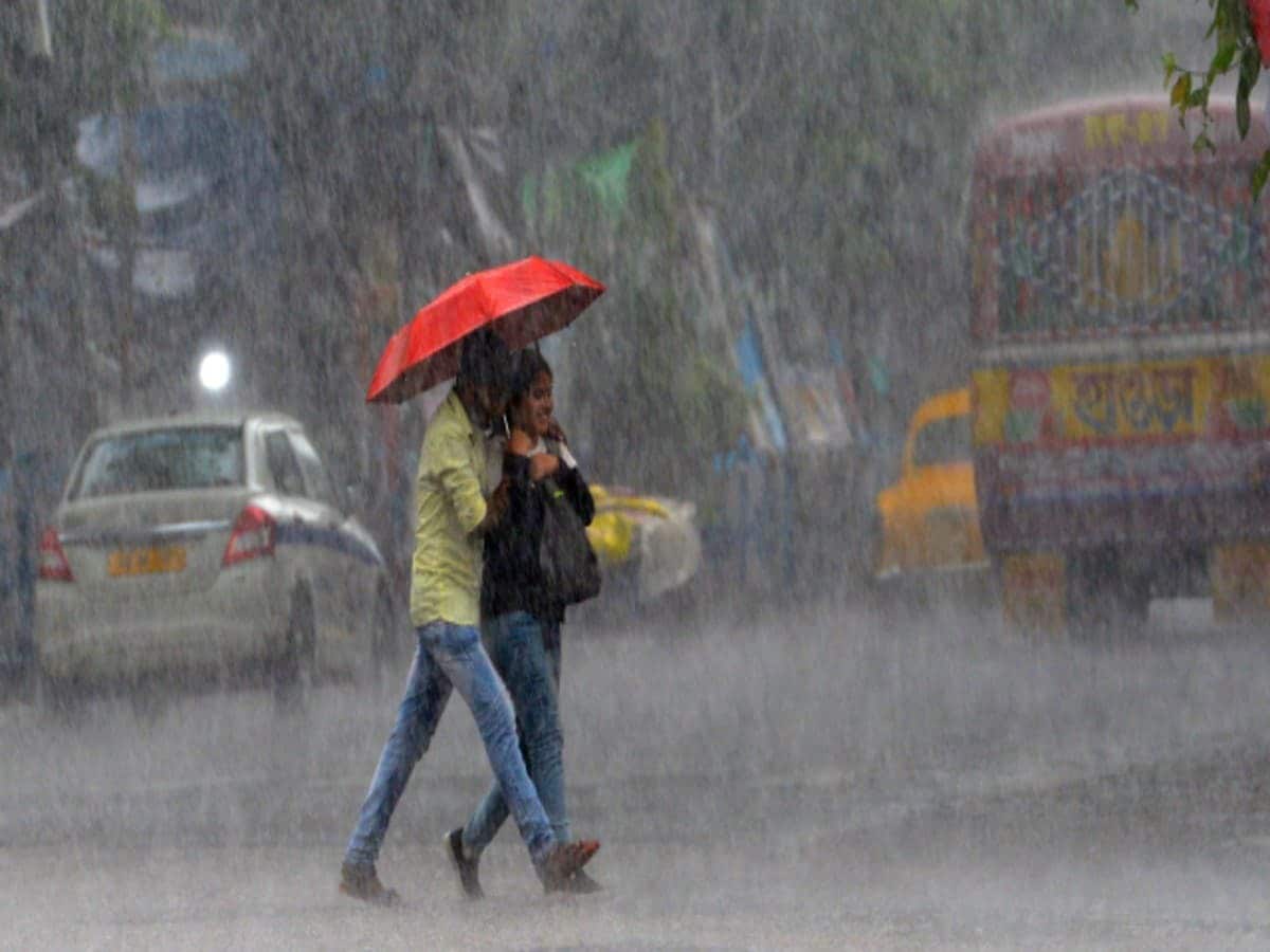 ताजनगरी में आज से बिगड़ सकता है मौसम, अंधड़ के साथ बारिश के आसार, उत्तर प्रदेश न्यूज़ ताजनगरी में आज से बिगड़ सकता है मौसम, अंधड़ के साथ बारिश के आसार, उत्तर प्रदेश न्यूज़