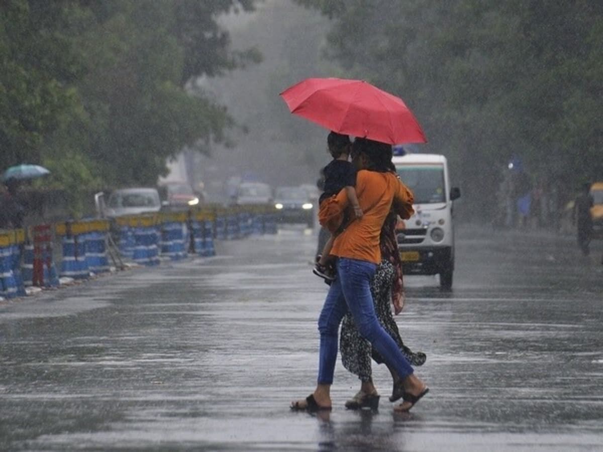 छत्तीसगढ़ में झमाझम बारिश का यलो अलर्ट, बंगाल की खाड़ी में बनेगा कम दबाव का क्षेत्र, कब तक खराब रहेगा मौमस?