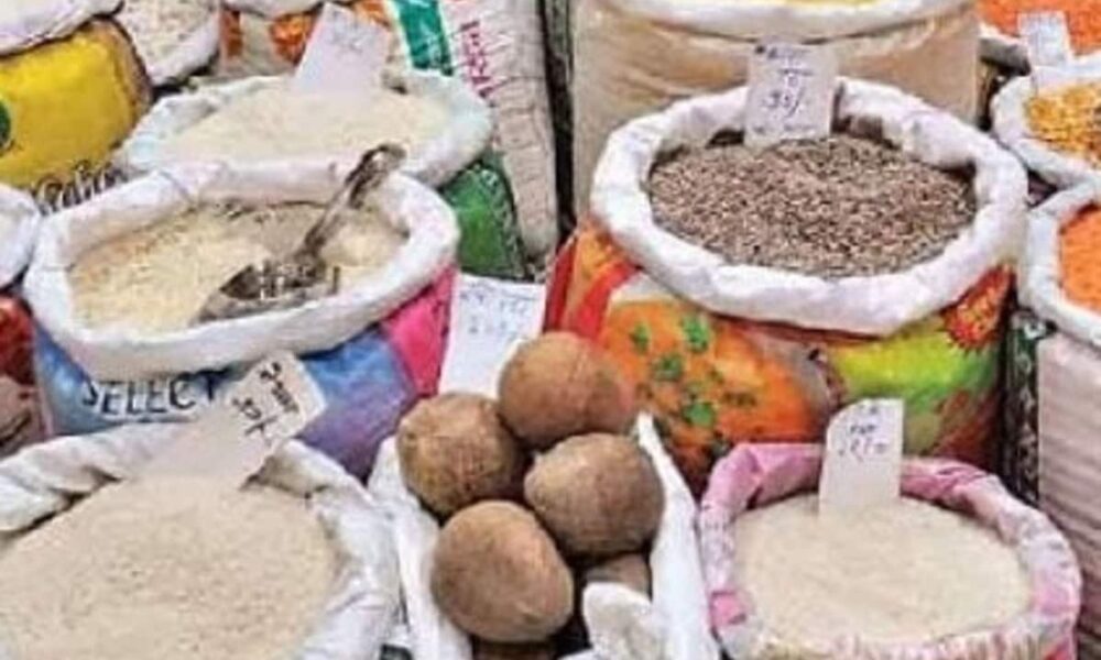 राशन 1 महीने में 25 फीसदी तक हुआ महंगा, आटा-तेल, दालों के रेट करेंगे हैरान