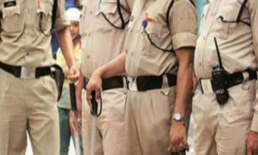 बारावफात का जुलूस ना दिखे इसलिए बाजार बंदकर मंदिर चले गए हिंदू; गणेश पूजा में पथराव से दुखी