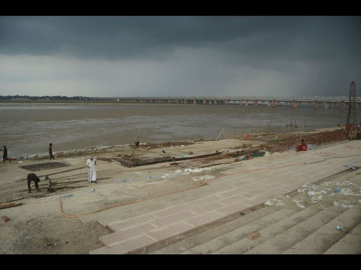 प्रयागराज में गंगा की धारा बदलने की तैयारी, महाकुंभ 2025 से पहले भगीरथ प्रयास फिर शुरू