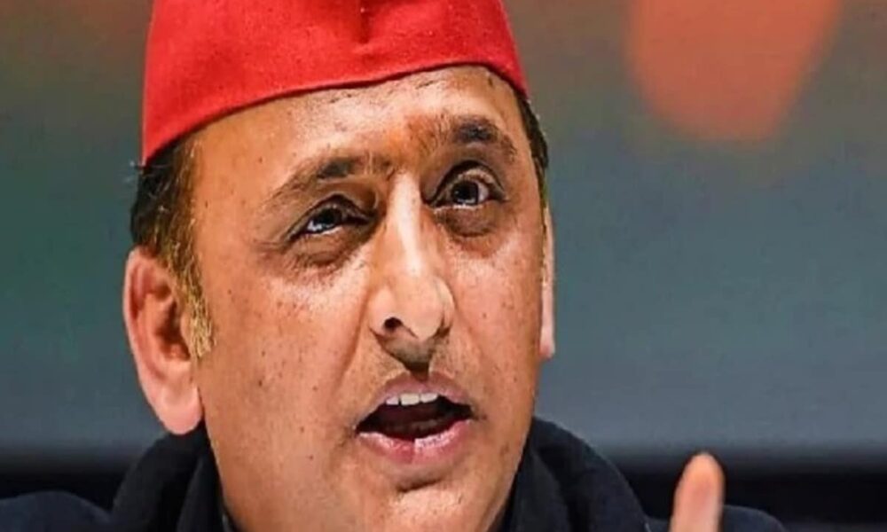 Akhilesh yadav targeted BJP in the name of BJP MLA बीजेपी विधायक के बहाने अखिलेश ने साधा निशाना, बोले- बहराइच दंगे का तो इन्होंने ही कर दिया खुलासा, उत्तर प्रदेश न्यूज़