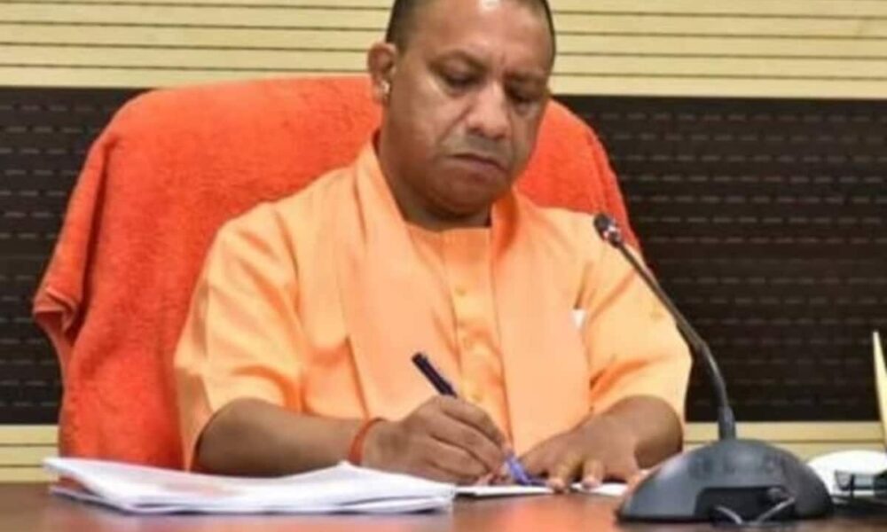 दीवाली से पहले योगी सरकार ने 32 हजार कर्मियों का रोका वेतन, NIA-IB ने एक संदिग्ध को उठाया, उत्तर प्रदेश न्यूज़