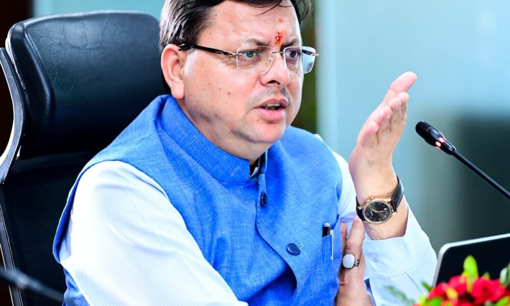 हमारी नहीं सुनते अफसर, जनता को क्या जवाब दें? पंचायत बैठक में फूटा सदस्यों का गुस्सा