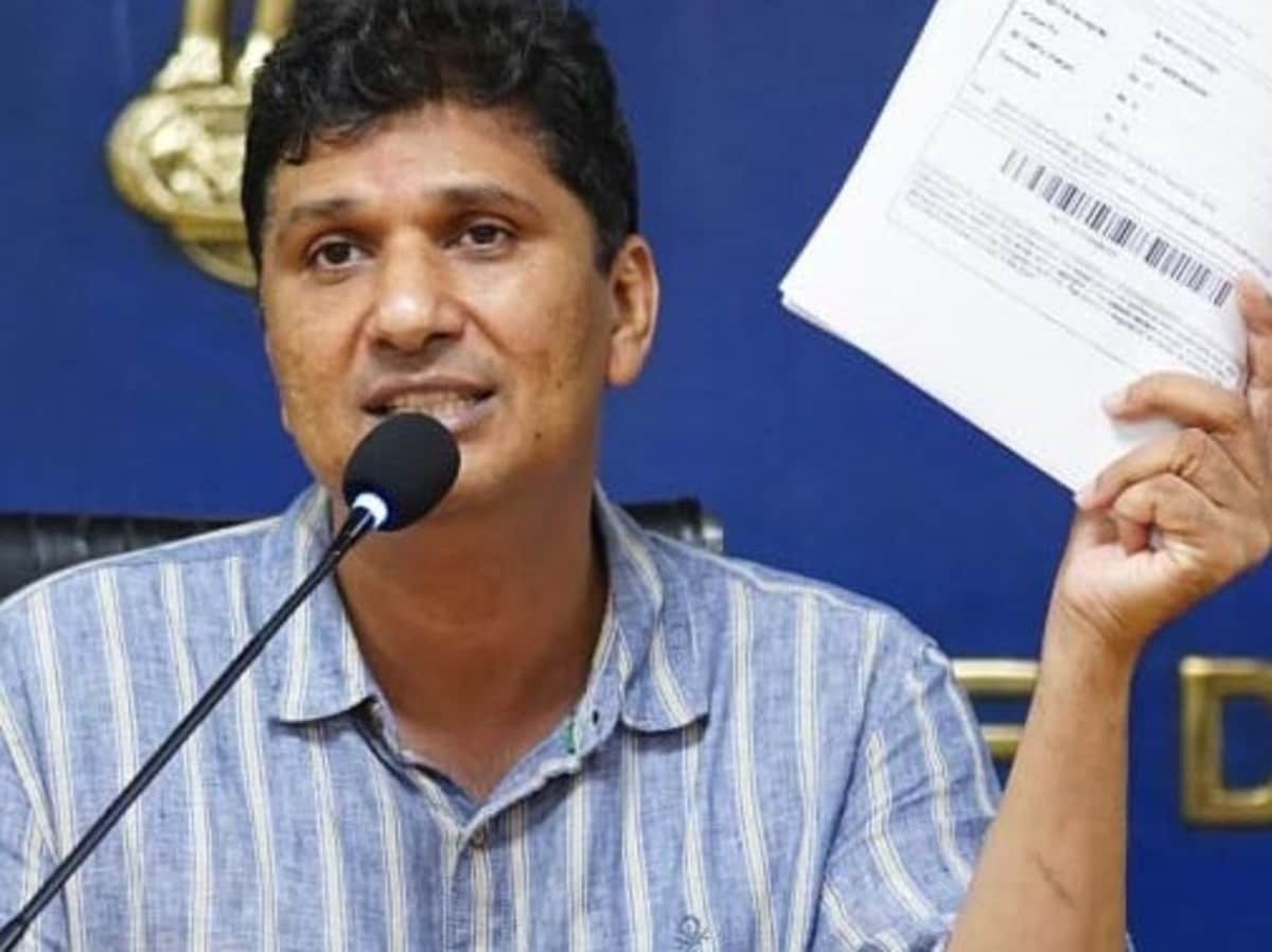 ‘LG को पता न हो, यह संभव नहीं’; सौरभ भारद्वाज ने BJP पर DDA फ्लैट में भ्रष्टाचार का आरोप लगाया ‘LG को पता न हो, यह संभव नहीं’; सौरभ भारद्वाज ने BJP पर DDA फ्लैट में भ्रष्टाचार का आरोप लगाया