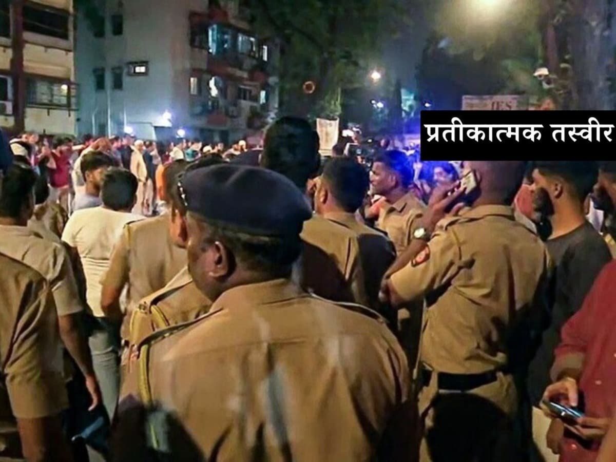 छत्तीसगढ़ में हेड कांस्टेबल की पत्नी-बेटी की हत्या के बाद आगजनी तनाव, SDM पर भी हमला