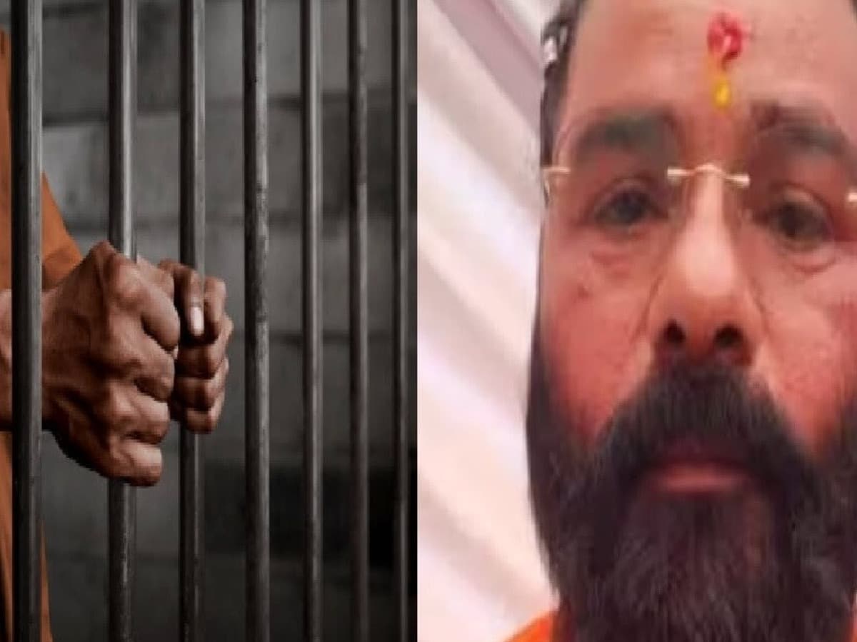 अंडरवर्ल्ड डॉन प्रकाश पांडेय-पीपी जूना अखाड़े से हुए बाहर, अल्मोड़ा जेल में दीक्षा लेने का मामला आया था सामने अंडरवर्ल्ड डॉन प्रकाश पांडेय-पीपी जूना अखाड़े से हुए बाहर, अल्मोड़ा जेल में दीक्षा लेने का मामला आया था सामने