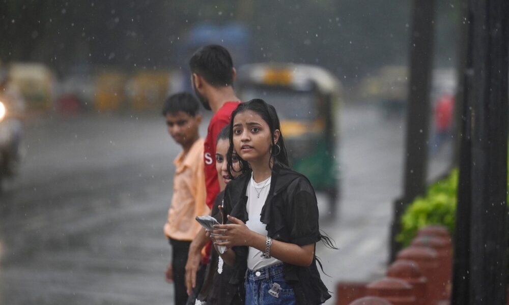 राजस्थान में मौसम की बेरुखी, कई जिलों में बौछारें पड़ने की चेतावनी, IMD का लेटेस्ट अपडेट