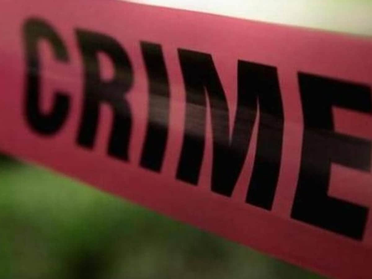 सीएम भजनलाल शर्मा के गृह जिले में स्कूल बस में घुसे बदमाश, छात्राओं की यूनिफॉर्म फाड़ी सीएम भजनलाल शर्मा के गृह जिले में स्कूल बस में घुसे बदमाश, छात्राओं की यूनिफॉर्म फाड़ी