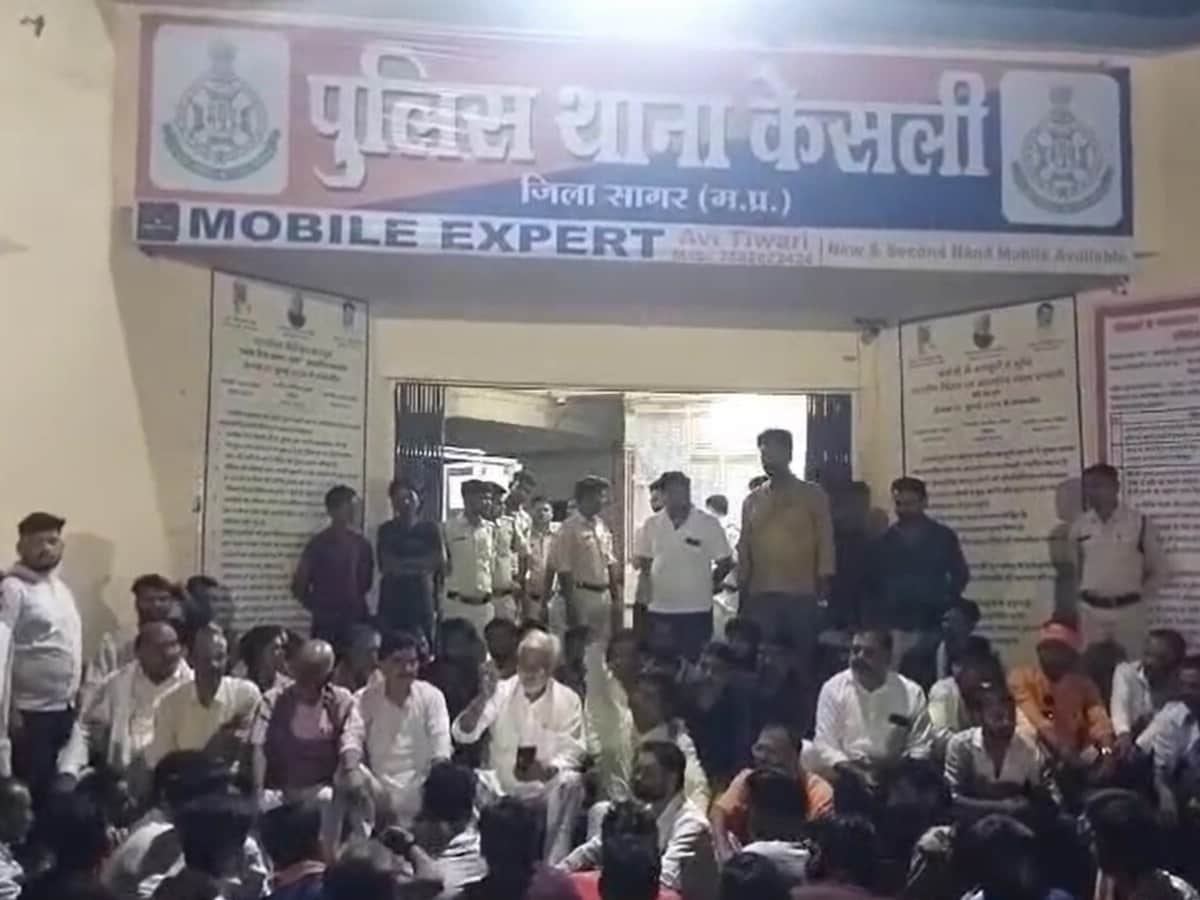MP में भाजपा विधायक की दर्ज नहीं हुई FIR, थाने पर ही लिख दिया इस्तीफा MP में भाजपा विधायक की दर्ज नहीं हुई FIR, थाने पर ही लिख दिया इस्तीफा