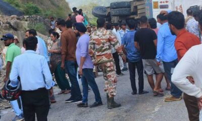 ITBP के जवानों से भरी बस हाईवे पर पलटी, ऋषिकेश से उत्तरकाशी जाते वक्त सड़क हादसा