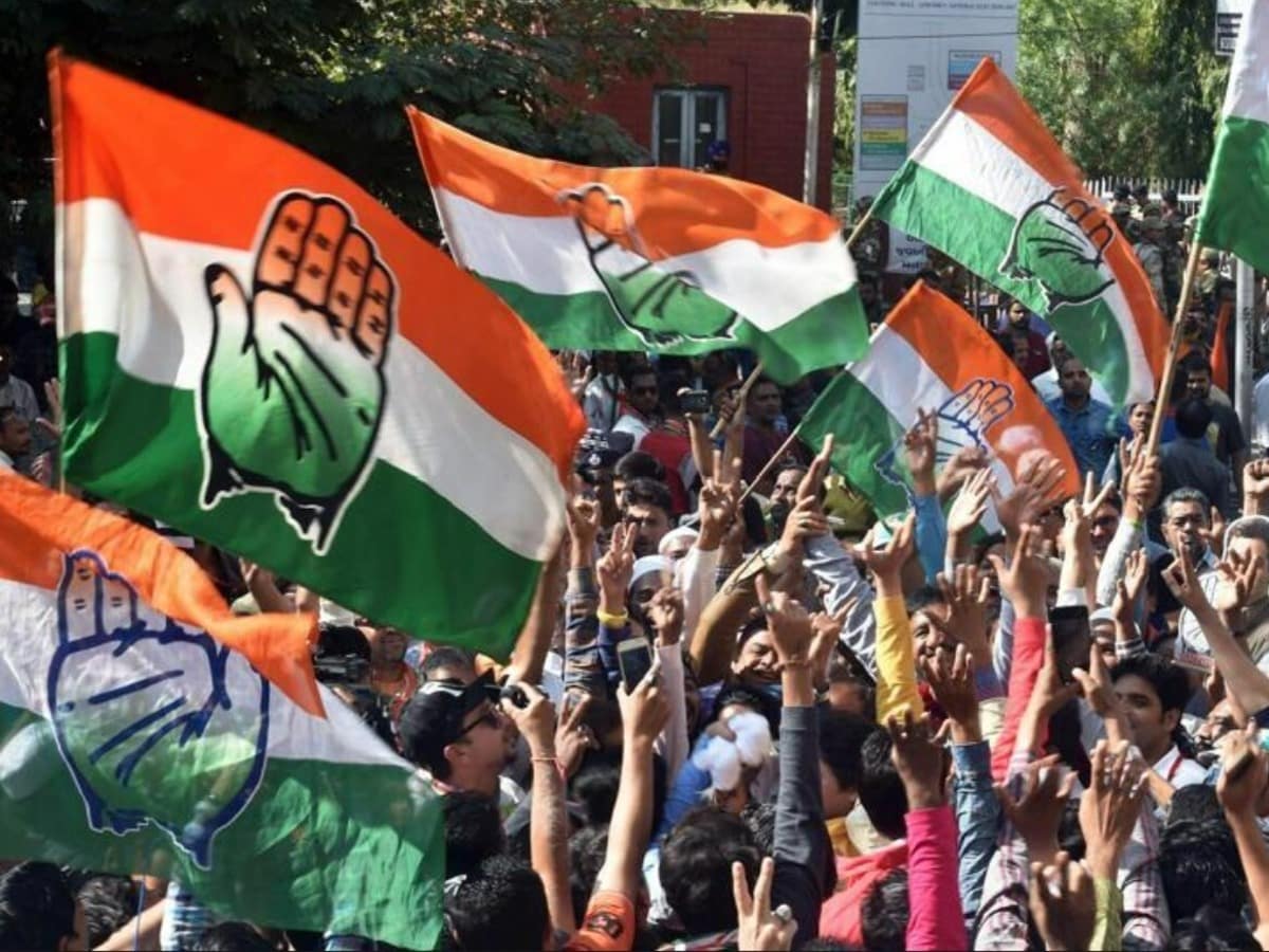दिल्ली पहुंची कांग्रेस की लड़ाई! केदारनाथ उपचुनाव से पहले क्यों मचा घमासान दिल्ली पहुंची कांग्रेस की लड़ाई! केदारनाथ उपचुनाव से पहले क्यों मचा घमासान