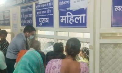 डीएम सविन बंसल कार चलाकर पहुंचे ऋषिकेश सरकारी अस्पताल, लाइन में लग पर्चा बनाकर निरीक्षण के बाद सख्त ऐक्शन
