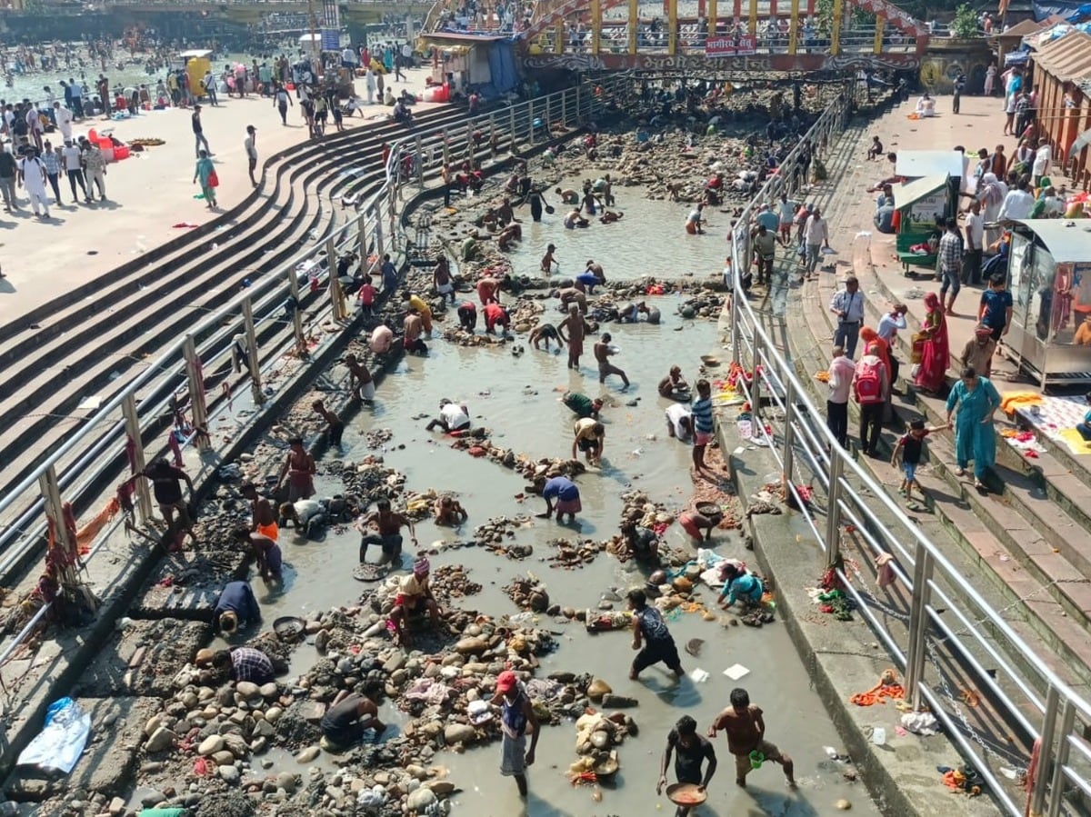 गंगा घाटों में कैसे लगेगी ‘आस्था’ की डुबकी, 20 दिन के लिए गंगनहर बंद; क्या वजह? VIDEO गंगा घाटों में कैसे लगेगी ‘आस्था’ की डुबकी, 20 दिन के लिए गंगनहर बंद; क्या वजह? VIDEO