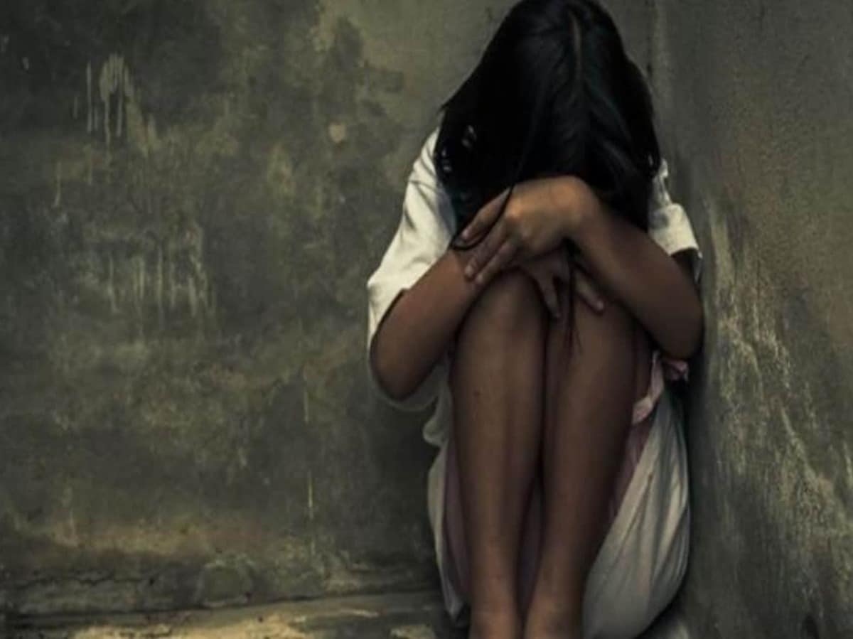 9 साल की मूक बधिर बच्ची से हैवानियत, देहरादून में पड़ोसी ने घर में अकेला देख किया रेप; गिरफ्तार