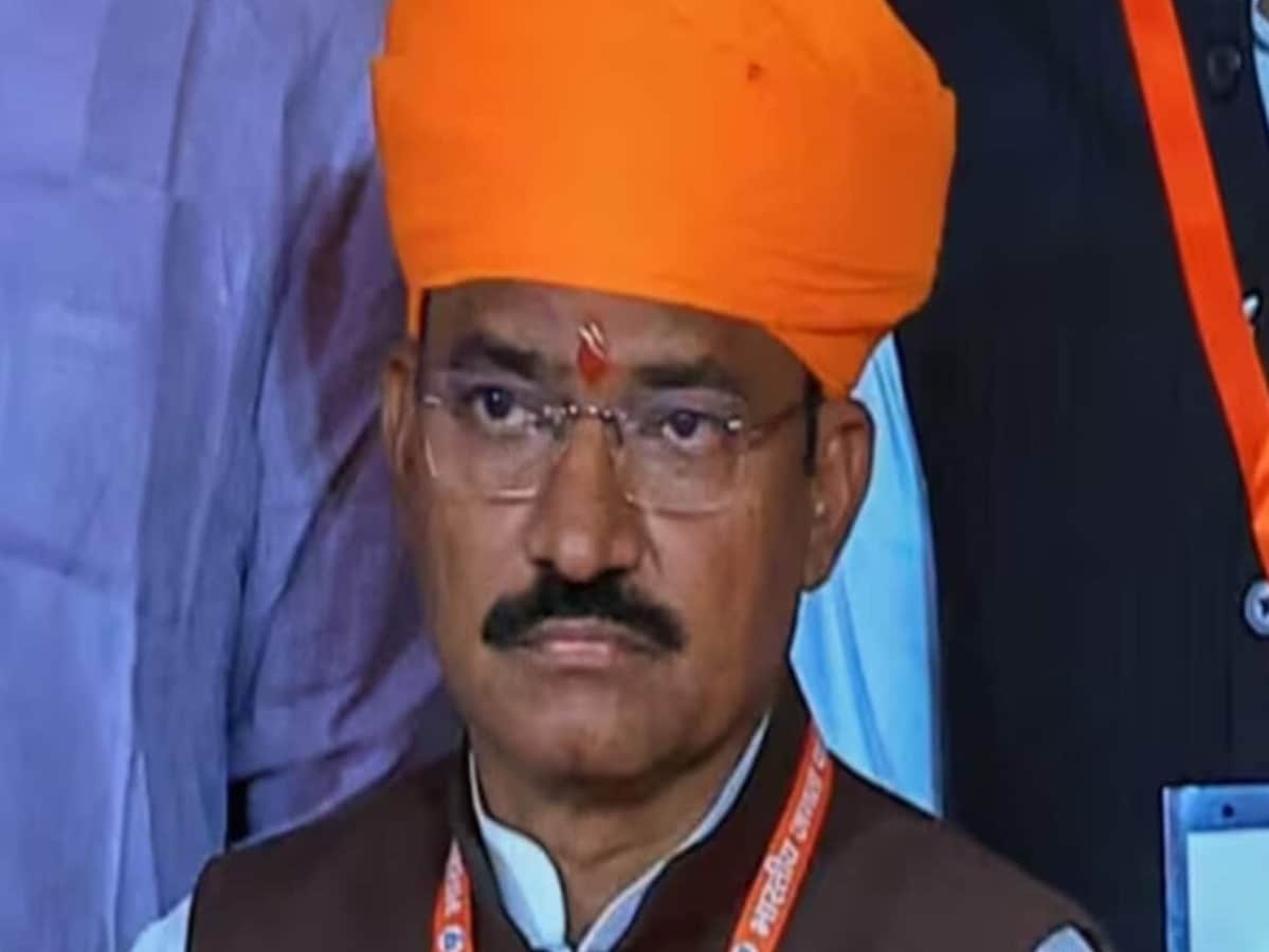 डिप्टी सीएम प्रेमचंद बैरवा और रशियन महिला, बीजेपी नेता पर RJD के क्या है आरोप डिप्टी सीएम प्रेमचंद बैरवा और रशियन महिला, बीजेपी नेता पर RJD के क्या है आरोप