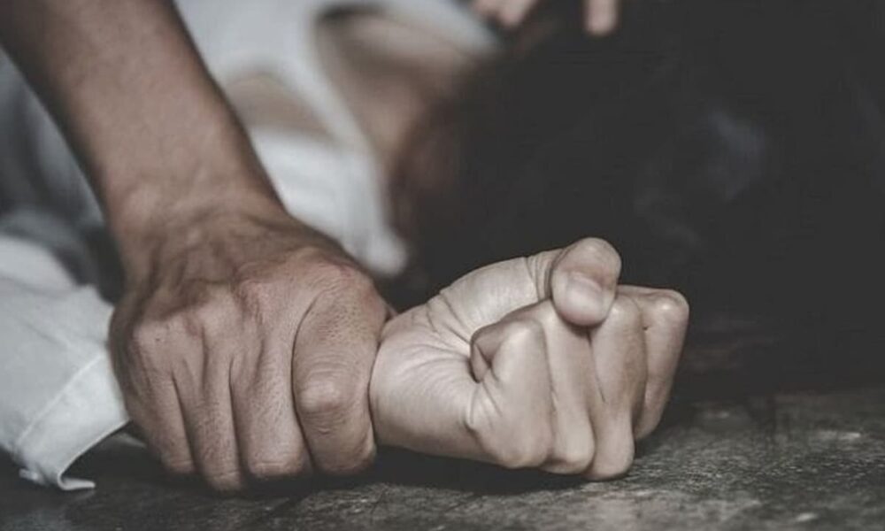 MP में बाप और भाई करते रहे रेप, वीडियो भी बनाया; 3 साल पहले छोड़कर चली गई थी मां