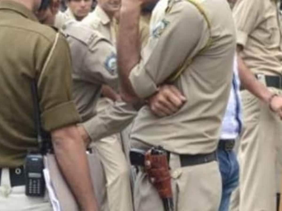 देवरिया में मूर्ति विसर्जन के दौरान दो को चाकू घोंपा, रामगोपाल के पोस्टमार्टम पर बहराइच पुलिस का बयान, उत्तर प्रदेश न्यूज़ देवरिया में मूर्ति विसर्जन के दौरान दो को चाकू घोंपा, रामगोपाल के पोस्टमार्टम पर बहराइच पुलिस का बयान, उत्तर प्रदेश न्यूज़